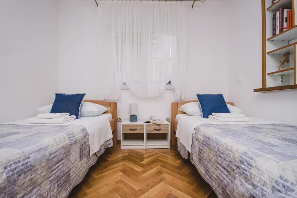 Marjan Hill 3-Br Apt,5 Guests Private Garden Near Beach Split Buitenkant foto