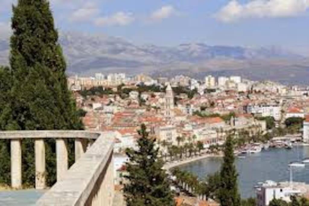 Marjan Hill 3-Br Apt,5 Guests Private Garden Near Beach Split Buitenkant foto