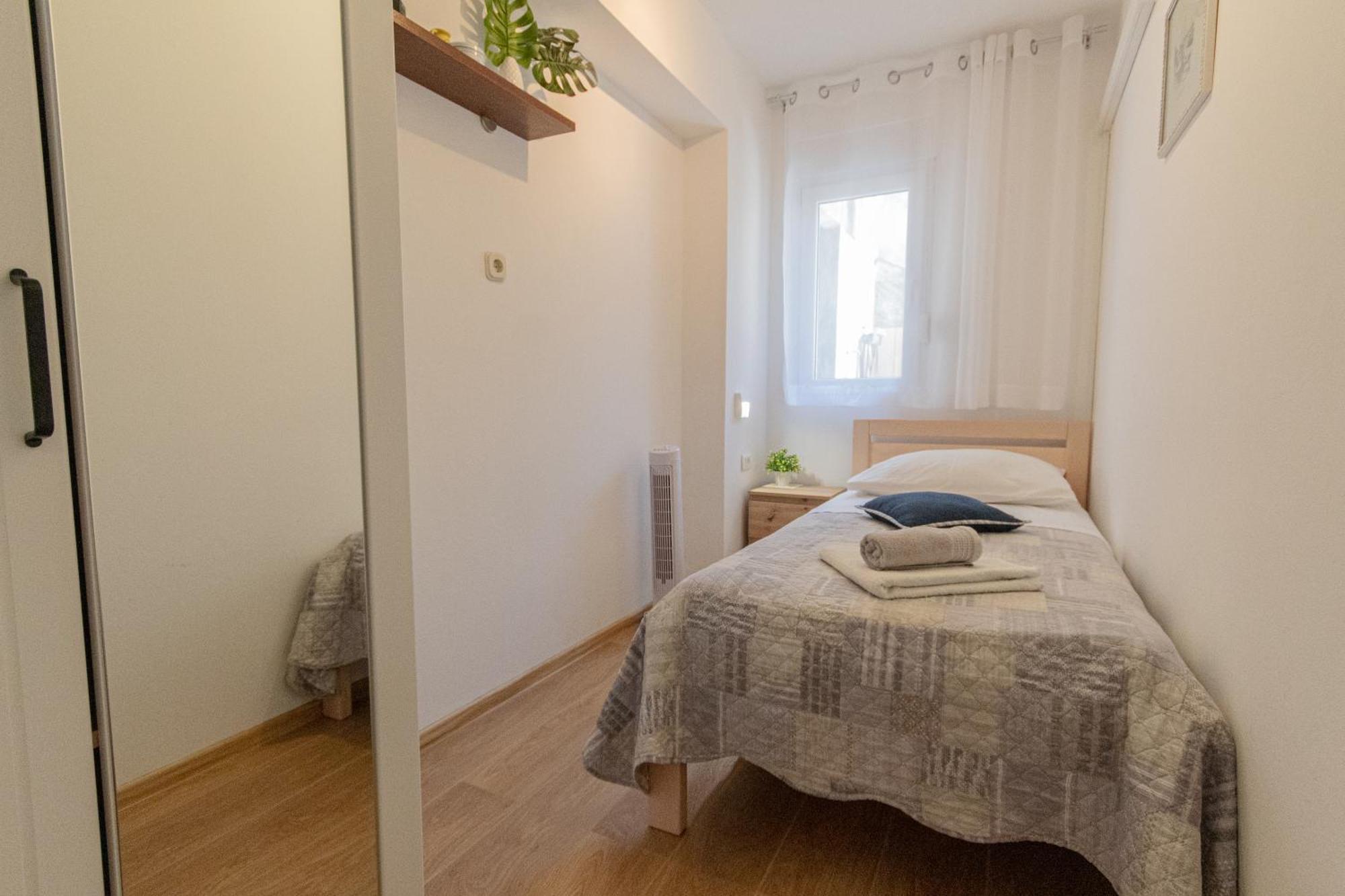 Marjan Hill 3-Br Apt,5 Guests Private Garden Near Beach Split Buitenkant foto